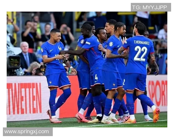 6月21日法国队迎战强敌期待精彩对决与激情时刻 6月21日法国队迎战强敌期待精彩对决与激情时刻