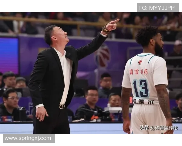 CBA夏季联赛精彩对决青岛队挑战辽宁队全力争胜 CBA夏季联赛精彩对决青岛队挑战辽宁队全力争胜